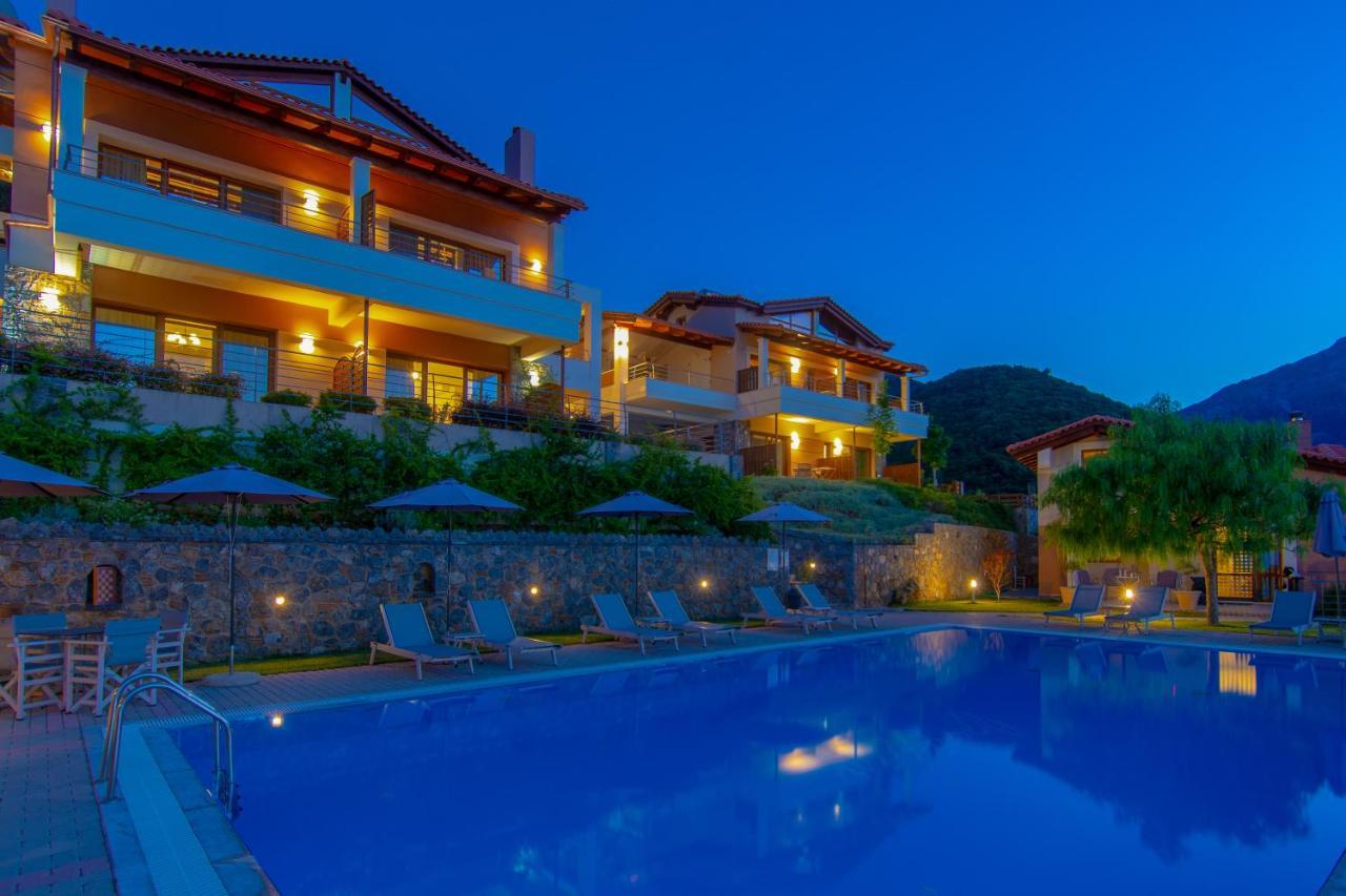 Αlissachne Suites ลิมนิโอนาส ภายนอก รูปภาพ